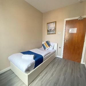 Kamer met een King Size Bed